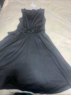 Fenjar Sleeveless Black A-Line Dress with Side Tie
